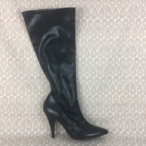BCBGirls Women's Black Leather Boots Size 9B S583